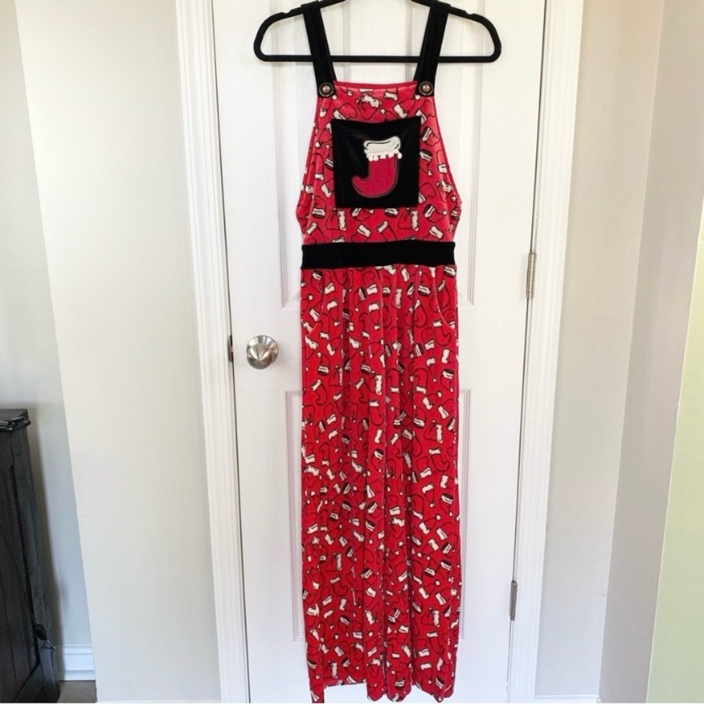 XHILARATION RED SANTA STOCKING VELOUR WIDE LEG JUMPSUIT OVERALLS XS